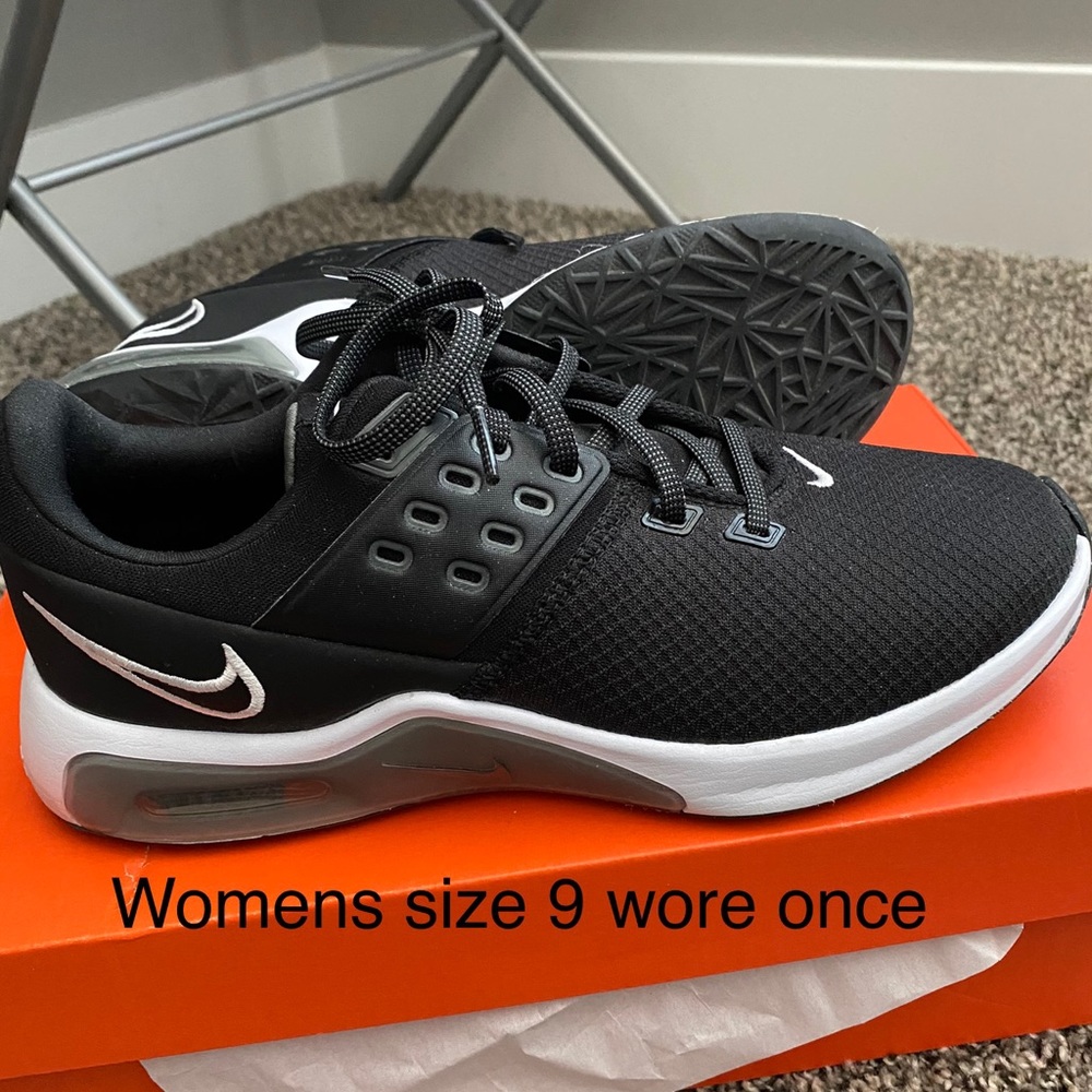 Womens nikes